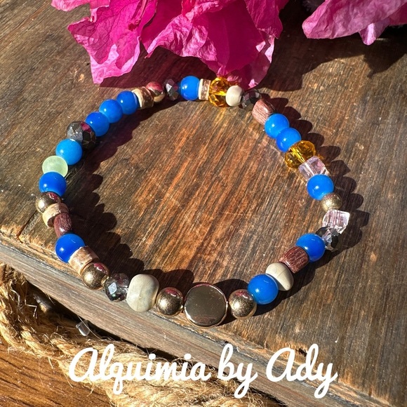 Apatite  beaded  4 mm gemstone bracelets - Picture 1 of 1